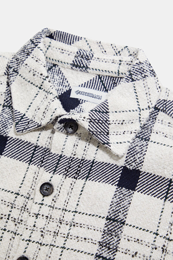 White Regular Men's Shirt 3