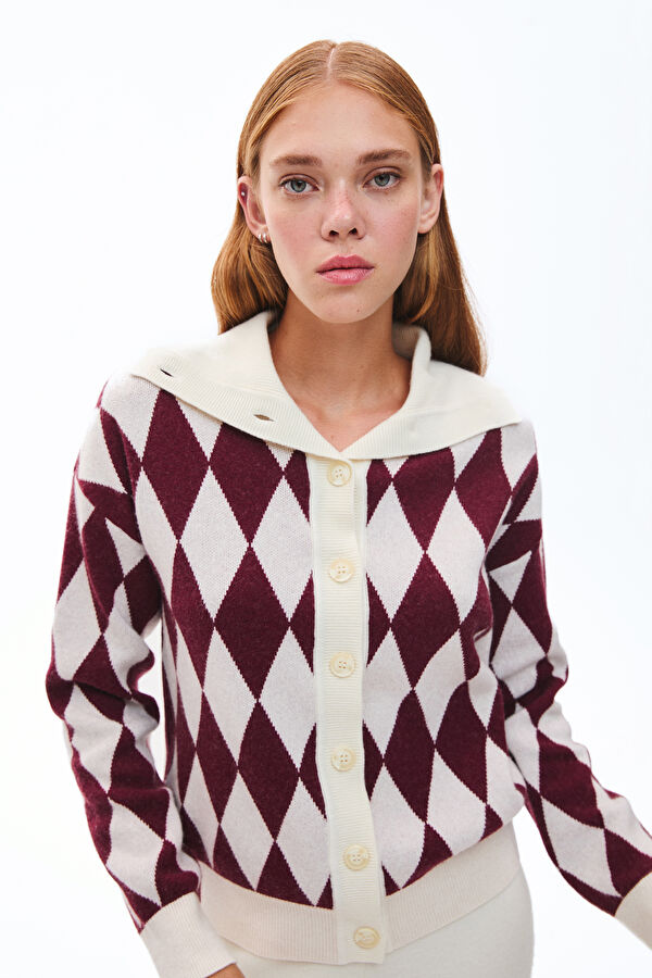 Ecru Diamond Pattern Viscose/Wool Knit Women's Cardigan