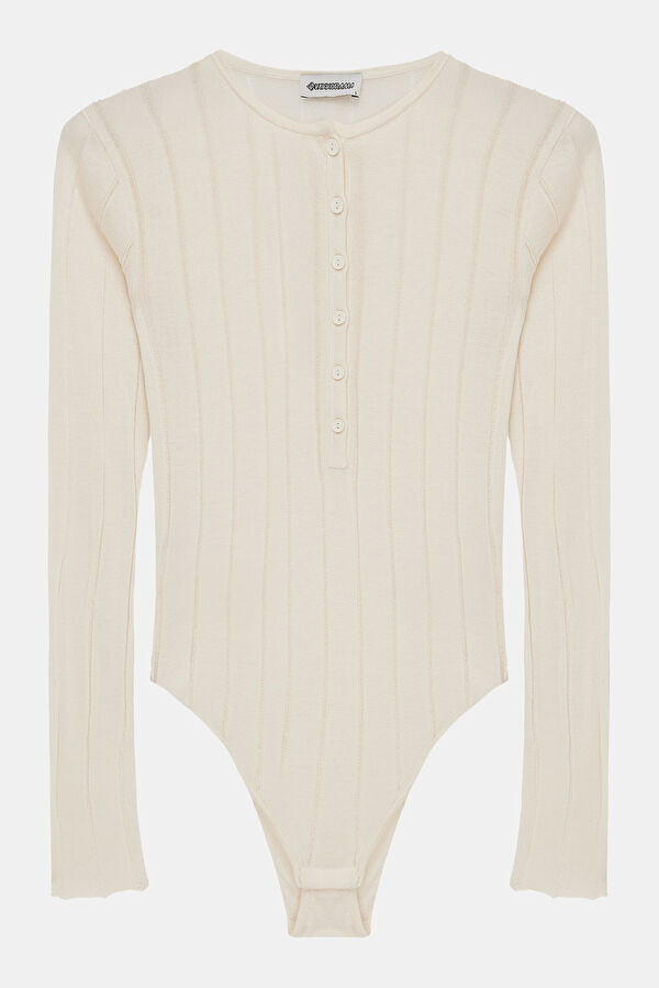 Off-white long-sleeved women's blouse 5