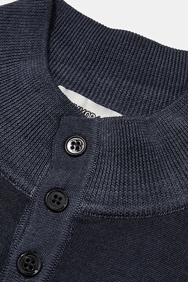 MADE IN ITALY 100% Merino Wool Men's Sweater 5