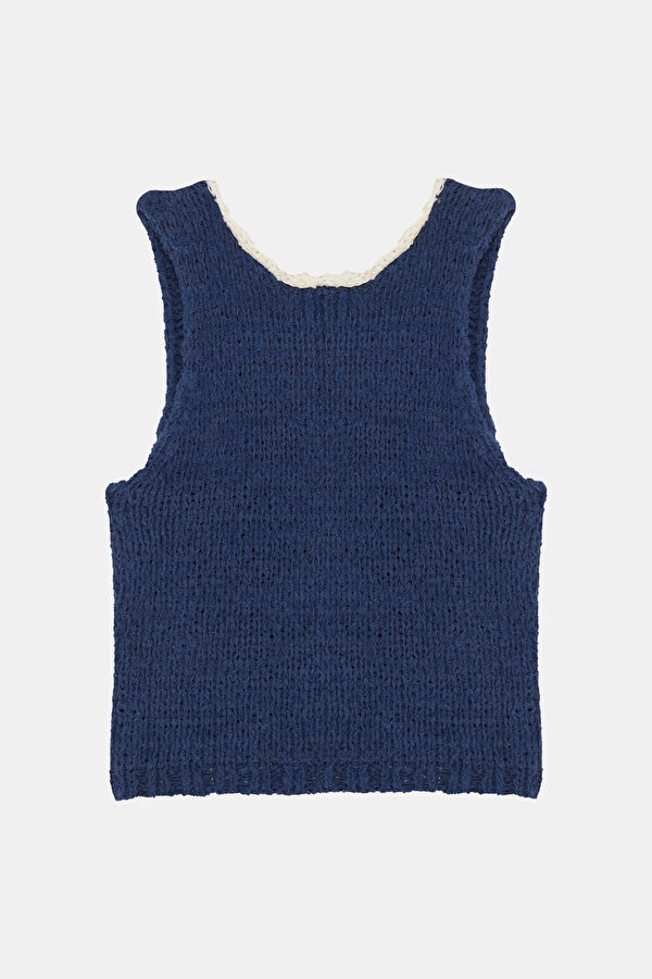 Navy Sleeveless Women's Blouse 2