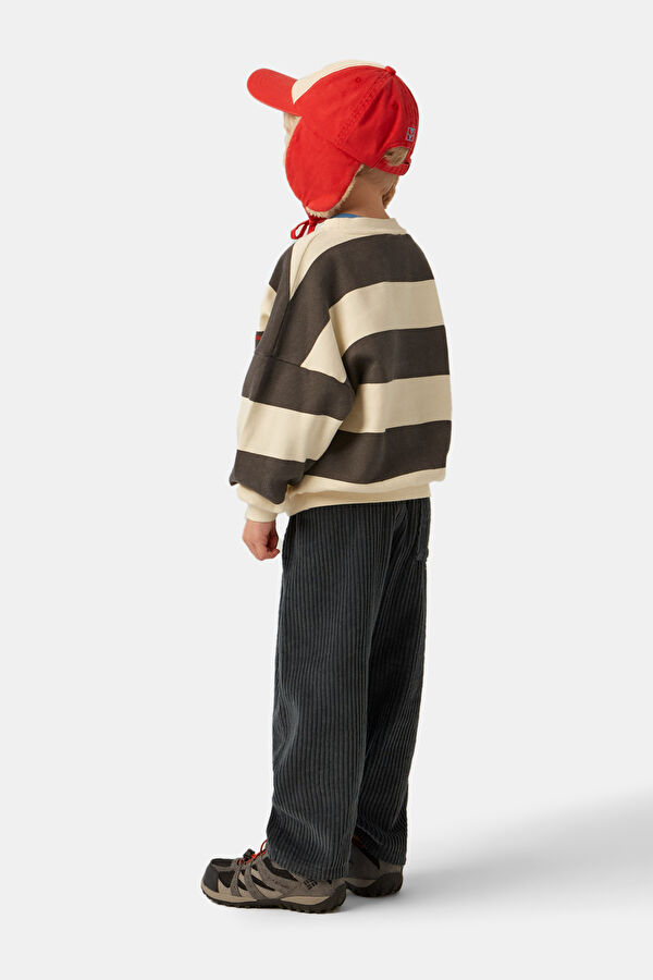 Gray O-Neck Sweatshirt 4