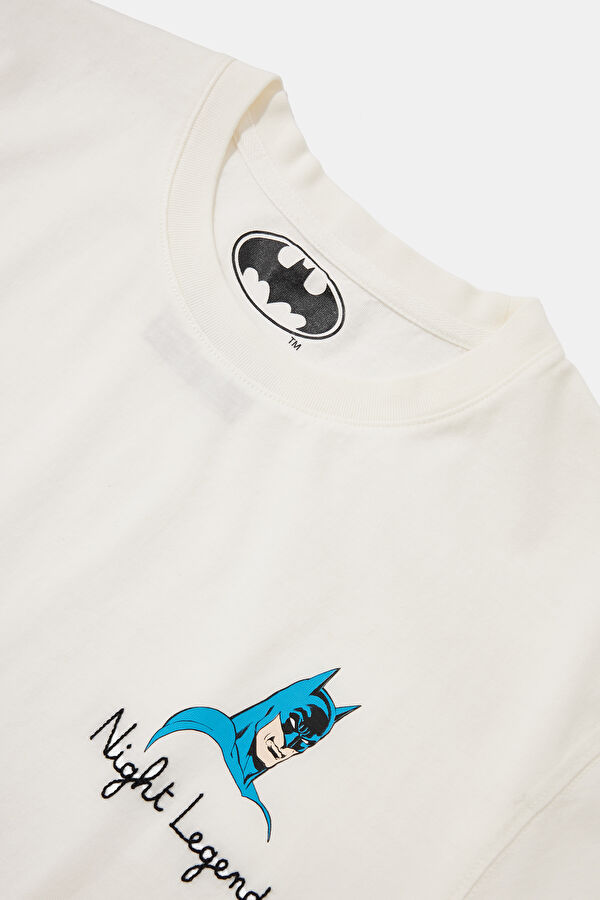 Relax Fit White Crew Neck Printed T-Shirt 3