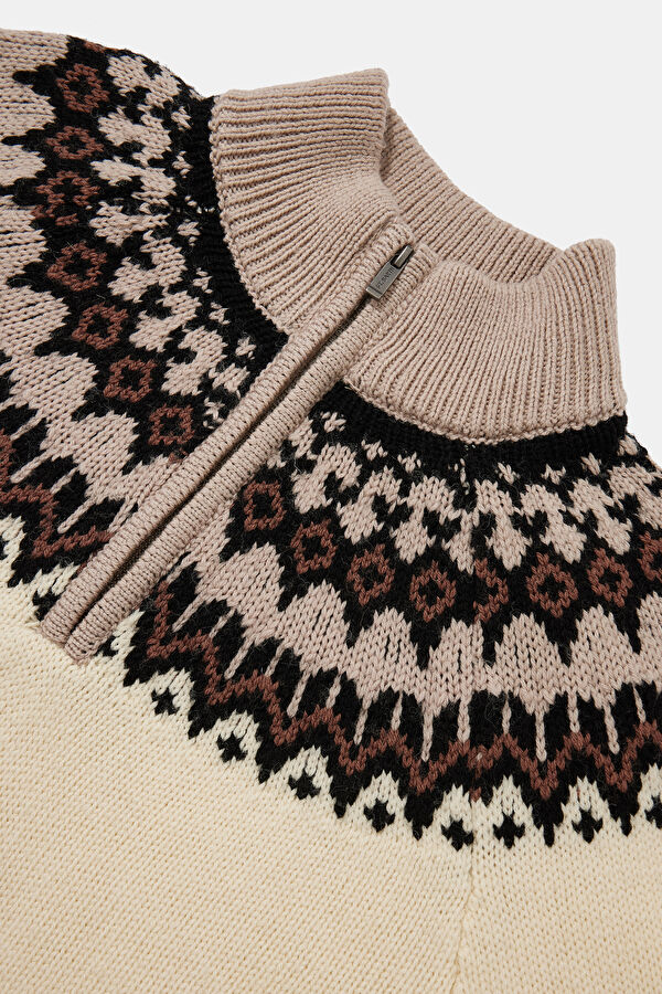 Khaki Patterned Knit Sweater 3