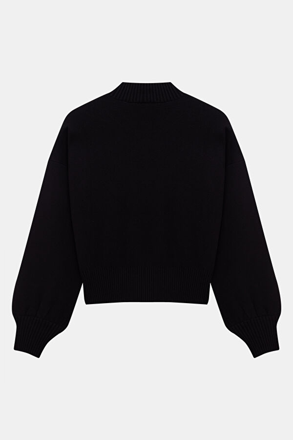 Black Women's Sweater 5