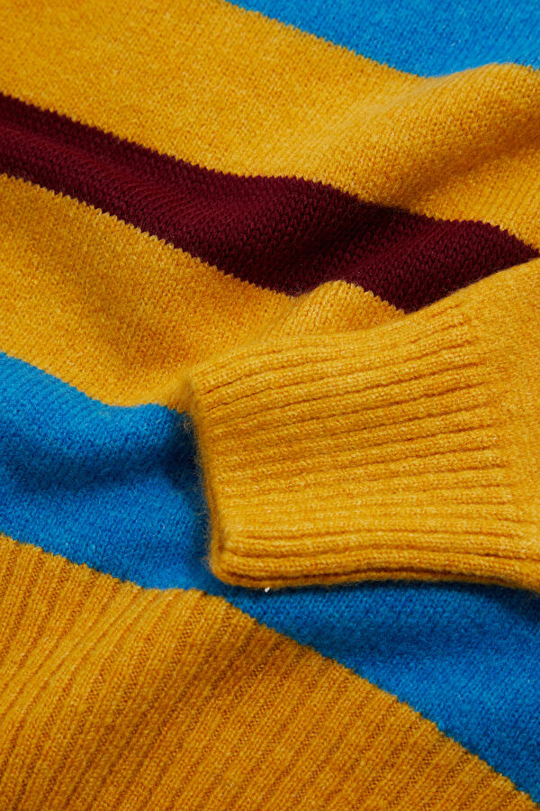 Multicolored Striped Women's Sweater 8