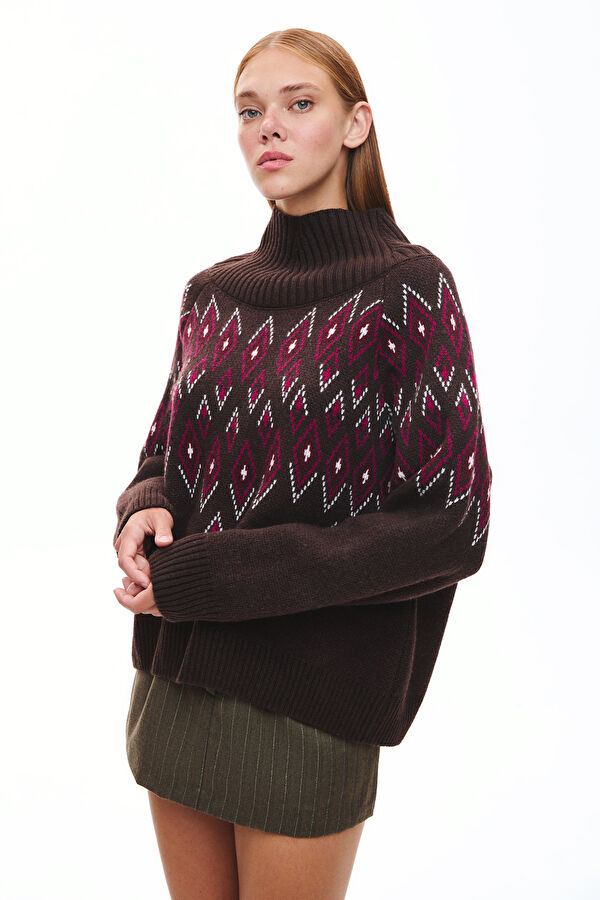 Colorful Patterned Women's Sweater