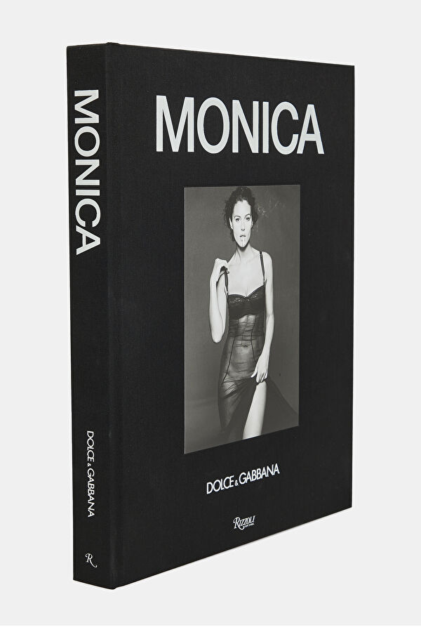Monica Dolce&Gabbana 2