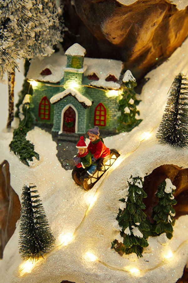 Christmas Carnival Ski Slope Scene 4