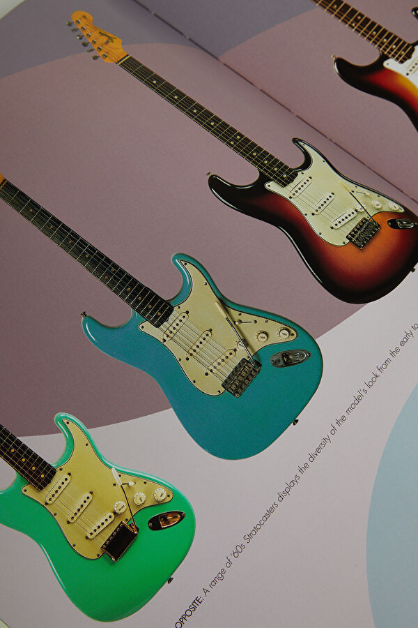 Fender Stratocaster 70 Years Deluxe Box 8