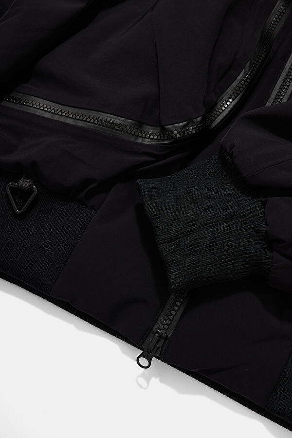Black Men's Jacket 4