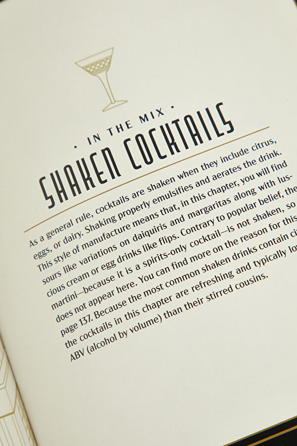 Gotham City Cocktails Gift Set 8