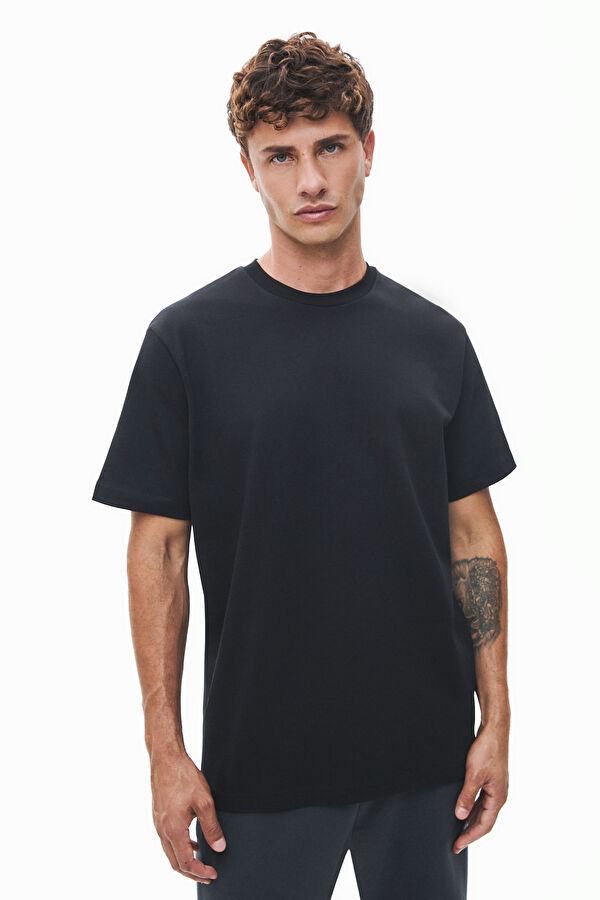Relax Kalıp Siyah Bisiklet Yaka Erkek T-Shirt
