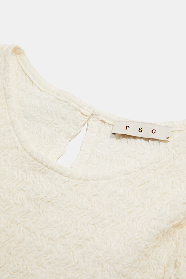 Off-white long-sleeved women's blouse 3