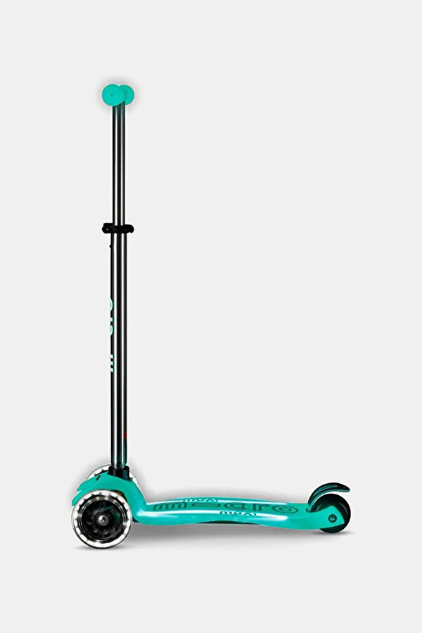 Maxi Micro Deluxe Glow Led Plus Jelly Green Scooter 3