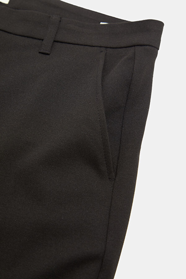 Black Slim Fit Men's Pants 4