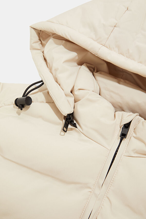 Cream Men's Jacket 3