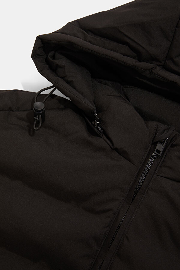 Black Men's Jacket 3