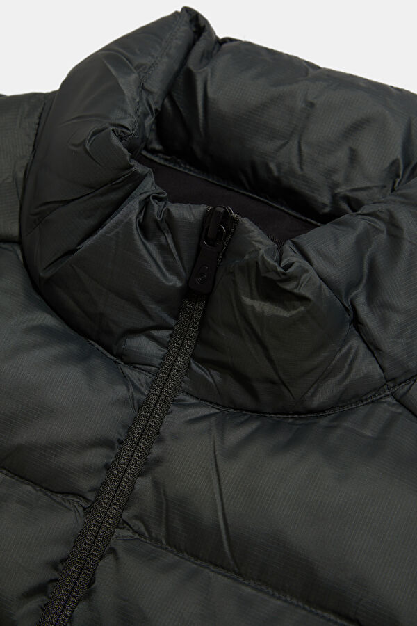 Dark Green Men's Vest 3
