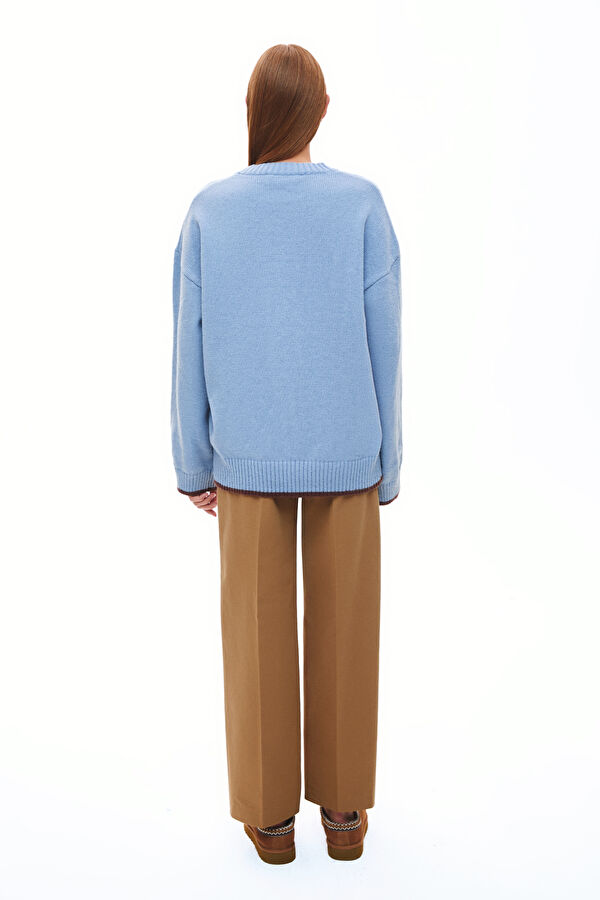 Light Blue Women's Sweater 2