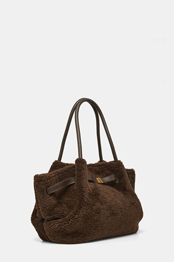 Hana Medium Faux Fur Tote Bag in Dark Brown 2