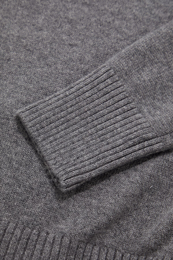 Grey Wool Men's Sweater 4