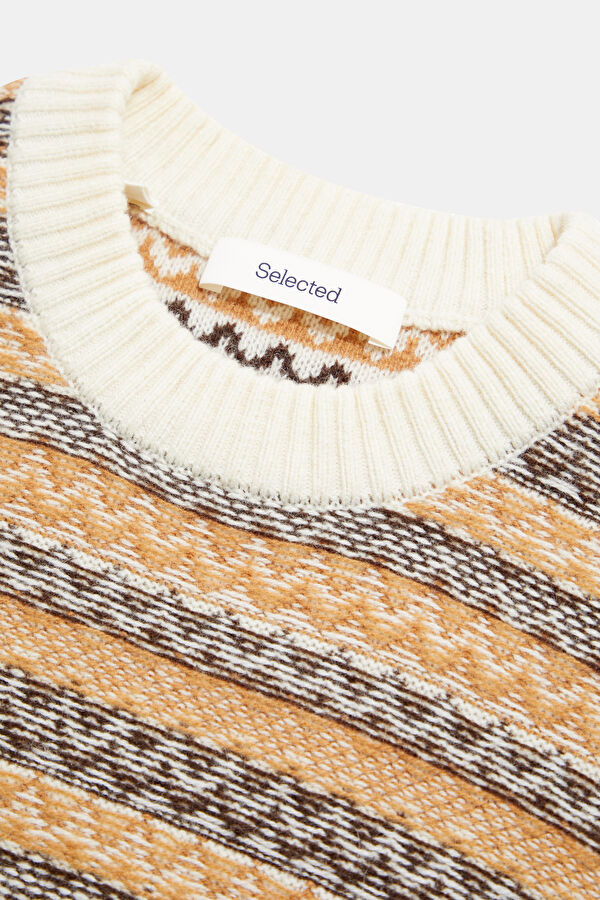 Cream Striped Men's Sweater 3