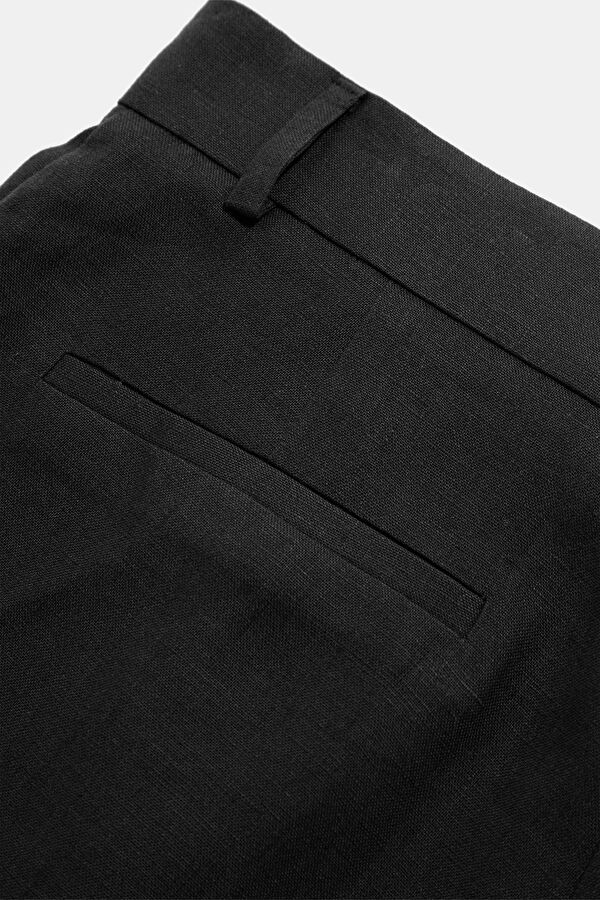 Black Linen Women's Shorts 4