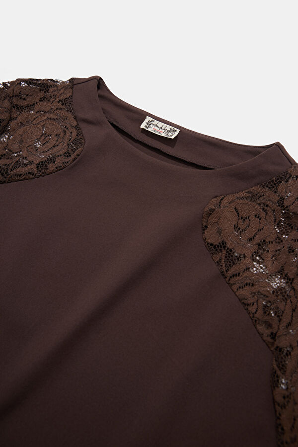Coffee Long-Sleeved Women's Blouse 3