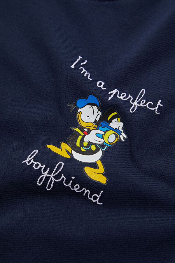 Relax Kalıp Lacivert Bisiklet Yaka Nakışlı Erkek T-Shirt 4
