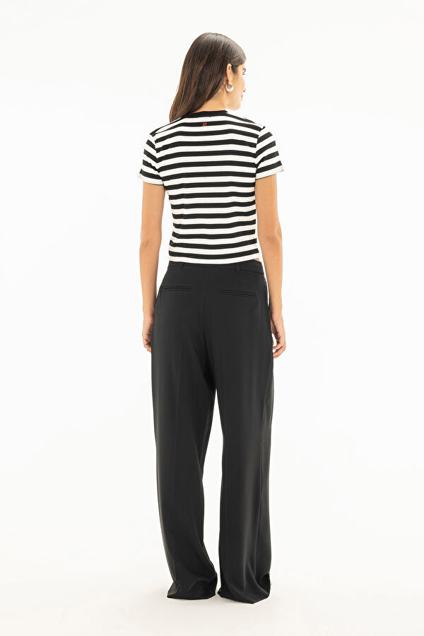 Black Crew Neck Striped Pattern Women's T-Shirt 2