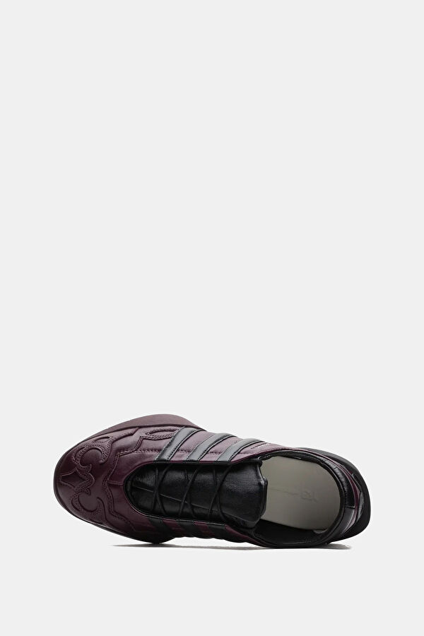 Regu 2002 Burgundy Women's Sneakers 2