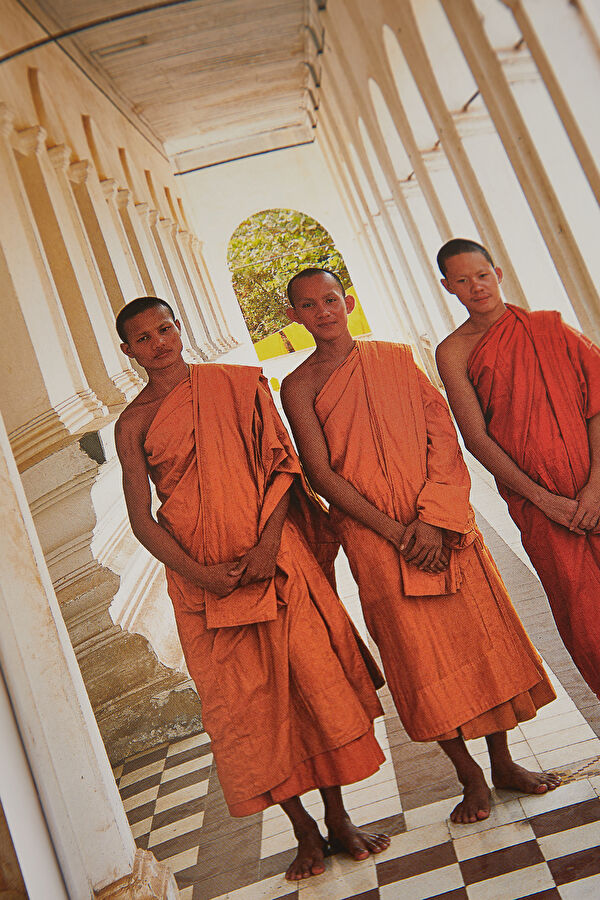 Living in Asia. 40th Ed. 13