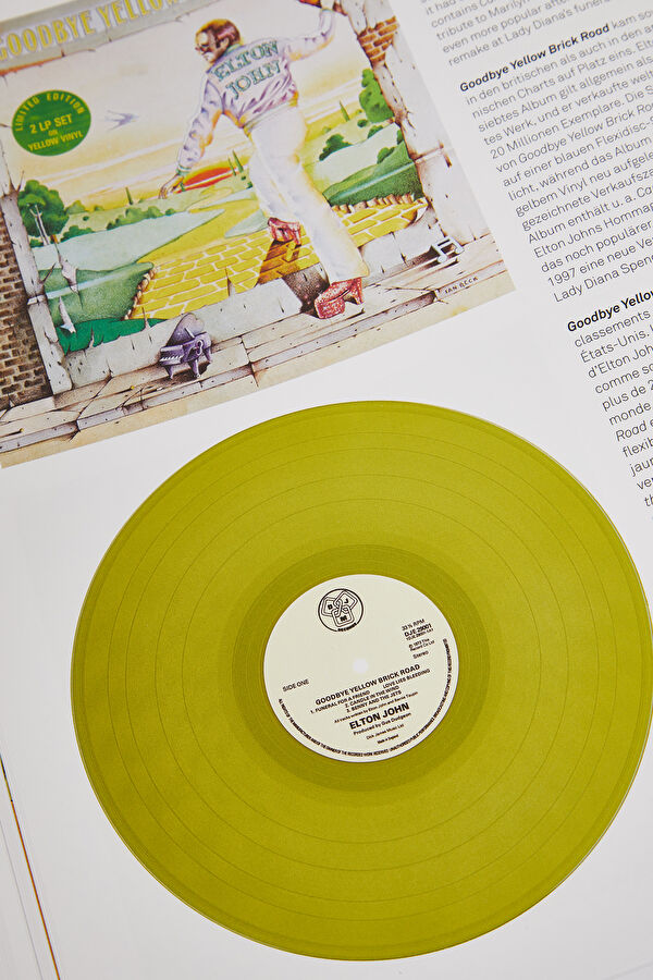 Extraordinary Records 7