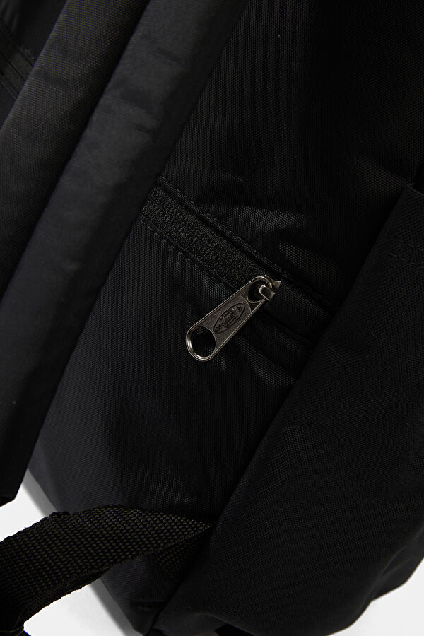 Day Pak'r Black Bag 4