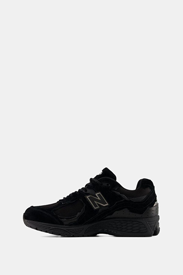 2002 Black Men's Sneakers 2