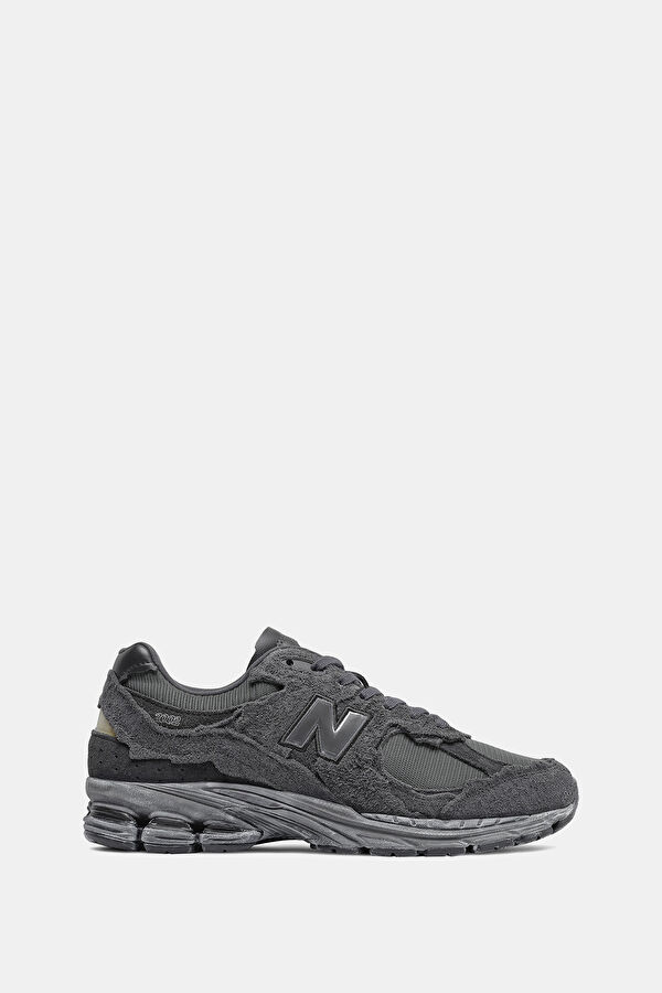 2002 Black Women's Sneakers