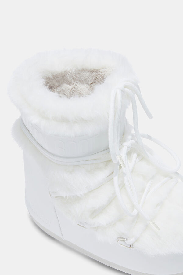 Icon Low Faux Fur White Women's Boots 4