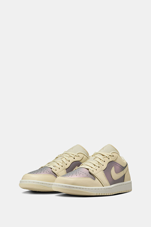 Air Jordan 1 Low SE White Women's Sneakers 8