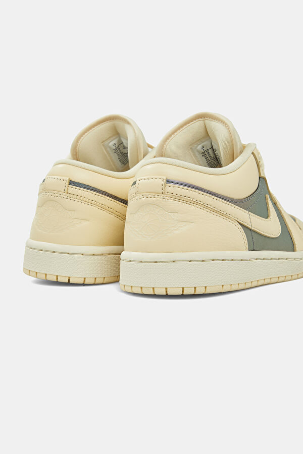 Air Jordan 1 Low SE White Women's Sneakers 4
