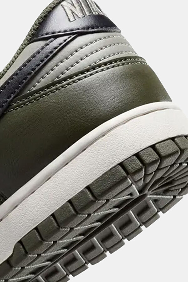 Dunk Low Retro Green Men's Sneakers 7
