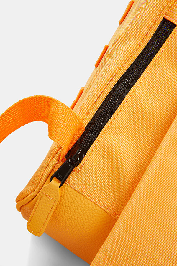 Omis Orange Bag 4