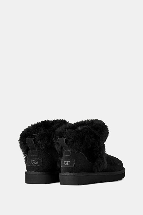 Classic Ultra Mini Chalet Black Women's Boots 4