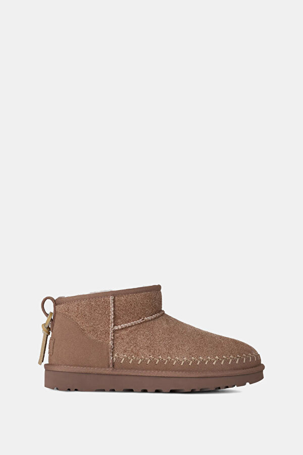 W Classic Ultra Mini Biarritz Light Brown Boots