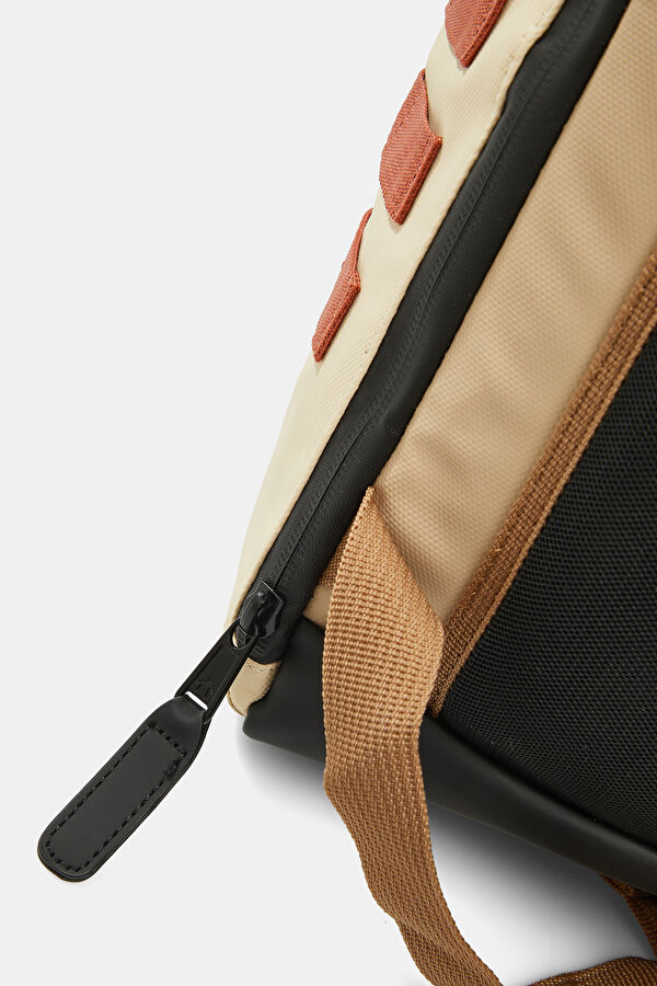 Cap Breton Beige Bag 4
