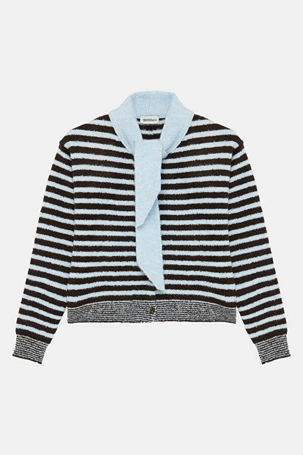 Colorful Striped Pattern Knitted Women's Sweater 5