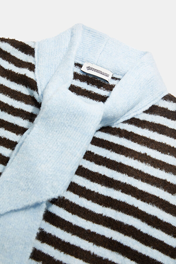 Colorful Striped Pattern Knitted Women's Sweater 7