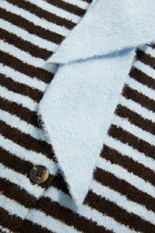 Colorful Striped Pattern Knitted Women's Sweater 8