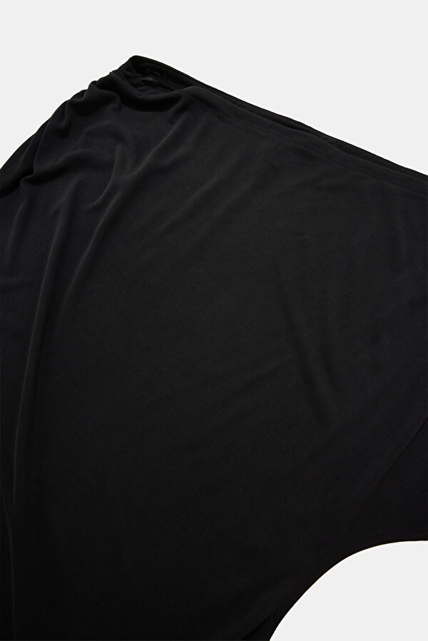 Black Off the shoulder Blouse 3