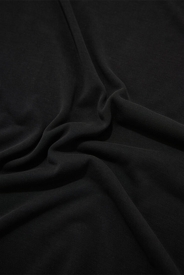 Black Off the shoulder Blouse 4